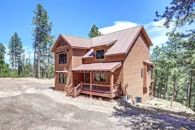 Image de Cloud 9 Cabin | 5 Bed, 3 Bath