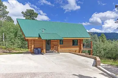 Image de Dakota Log Cabin | 4 Bed, 2 Bath