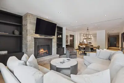 Image de Solaris 5d West - 4 Bedroom + Den