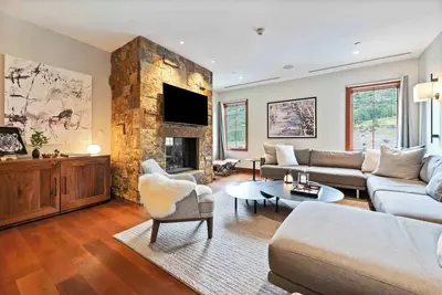 Image de Solaris 7e East - 2 Bedroom + Den