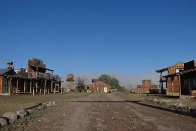 Image de Off Grid cabin at a Working Horse Ranch