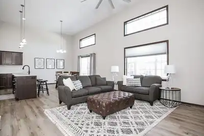 Image de 5-Star Townhome (3br/3ba)