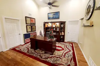 Image de Spacious home, with heated pool, short drive from University of Texas El Paso