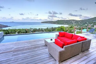 Image de Nita- stunning 3 bedroom villa in Lorient within minutes of the beach.