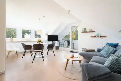 Image de Beautiful top floor apartment for 4 people with sea view & balcony in Pelzerhaken