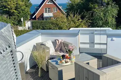 Image de Fantastic fenced semi-detached house close to the beach