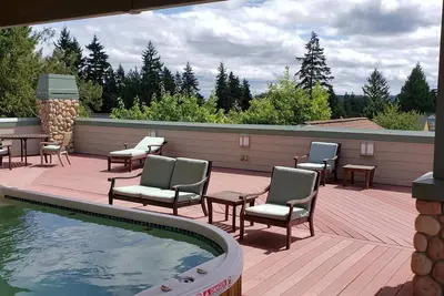 Image de Jacuzzi\/Swim Spa\/Rooftop Deck\/Sauna - Just a 15-minute walk to Ferry Dock