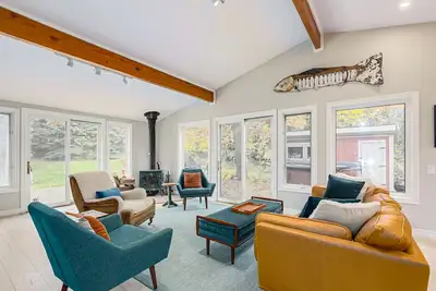 Image de Ski-in ski-out chalet at Osler Bluff Ski Club