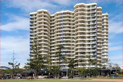 Image de Beach front unit Coolangatta, available  17th to 24th December 2022