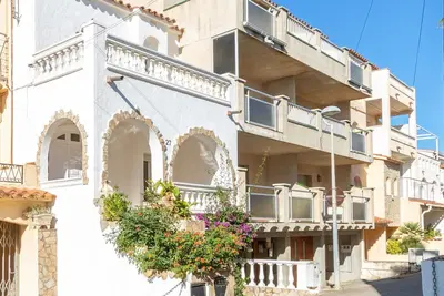 Image de Agréable appartement pour 3 personnes avec Wifi, climatisation, Tv, terrasse et animaux admis