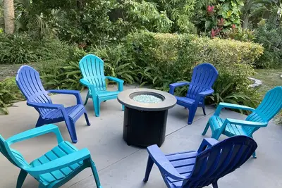 Image de 2 Min Drive to Manasota Beach…The Hibiscus House