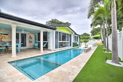 Image de 1 Mi to Deerfield Beach: Home w/ Outdoor Oasis!