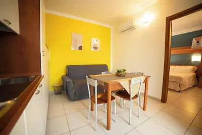 Image de Appartement de vacances \"ulivo\" avec piscine et plage privée