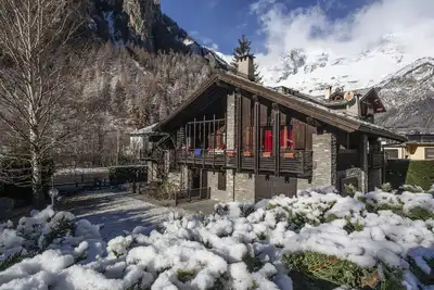 Image de Sky and retreat in a charme house in Courmayeur!