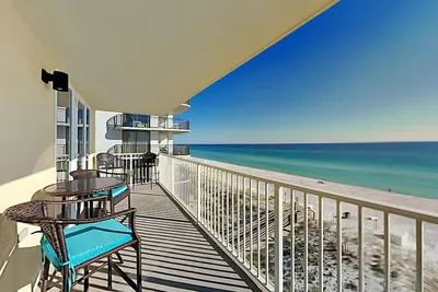 Image de Sea Dunes #401 | Amazing Views, Beachfront!