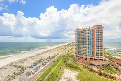 Image de Stunning Gulf Front Views at Portofino 1-1401
