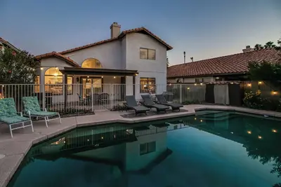 Image de North Scottsdale 4 Bdrm w\/Pool and Game Room!