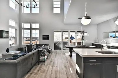 Image de Gorgeous Jordanelle Lake Property - 4bd\/3. 5ba