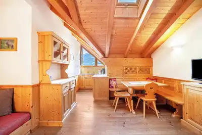 Image de Appartement de vacances \"Hof am Schloss Zirm\" avec vue sur les montagnes et Wi-Fi