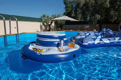 Image de The small cottage with the large garden