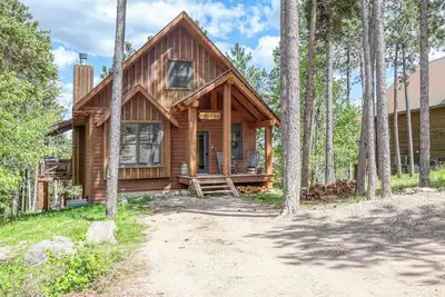 Image de Moose Tracks Lodge - private hot tub, internet, paved roads