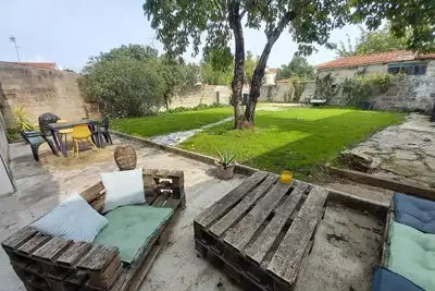 Image de Agréable maison familiale centre bourg avec jardin proche mer