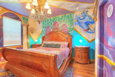 Image de Extravagant Flagship Home -Theater-Casino-Bar-Spa