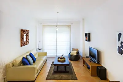 Confortable, à 2 minutes à pied du centre