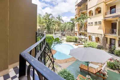 Image de Lovely 2 Bed Condo W Pool! Walking To Beach