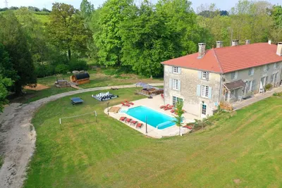 Image de Gîte de Charme en Champagne - Le Fourneau52