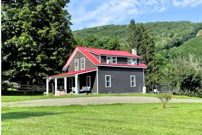 Image de \"Back Cottage” 2 mi - Cooperstown; 4 mi - Dreams Park