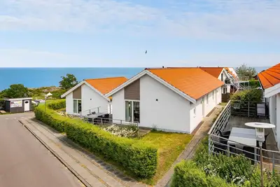 Image de Superbe maison à Gudhjem avec WiFi