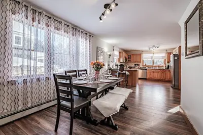 Image de Spacious 3 bedroom Four Season house in Historical Bethel