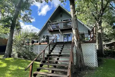 Image de Lakefront Retreat! Boat Dock, Great Fishing, Paddleboards!