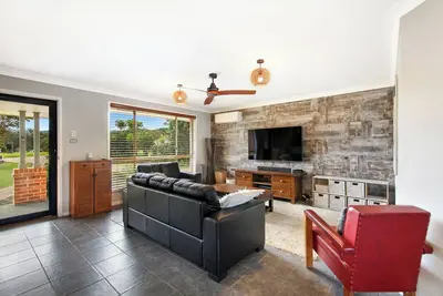 Image de Comfortable, pet-friendly, family-friendly 3br home near Sawtell