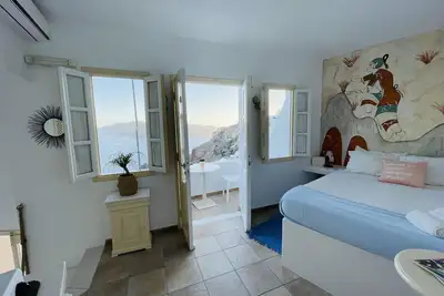Studio at the famous Caldera Oia