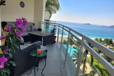 Image de Oceanfront 1 Br 2 Ba Condo Wrap-Around Balcony & Sunset Views \nBVG Marina Ixtapa
