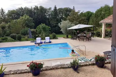Image de Chambres d hotes tout confort au nombre de 3. Elegance en prime!