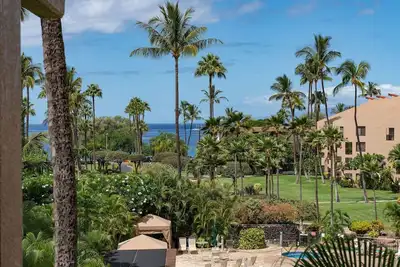 Image de Stunning Oceanview 1 level 2b w Split Ac at Kamaole Sands!