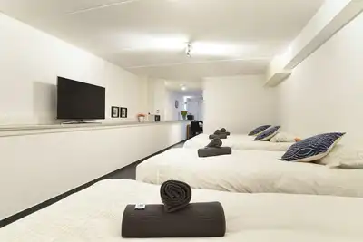 Image de Only Friends B&B • City Centre Apt| Modernised| Family Friendly!