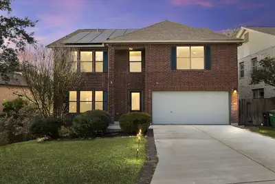 Image de Stylish 5 Bedroom House in San Antonio | Game Room
