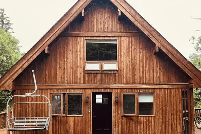 Image de The Cedar Chalet @ 59 Westridge