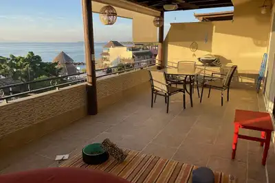 Image de Luxury Penthouse Condo, Best Views!