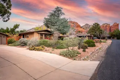 Image de Sedona Serene Retreat, Amazing Views & Hot Tub! Walk to Hiking Trails!