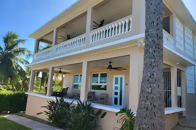 Image de Sands Beachfront Upstairs Ocean View & Pool