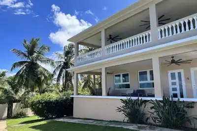 Image de Sands Beachfront Downstairs Ocean View & Pool!