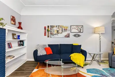 Image de Remodeled | Cute Cottage | Focused on Comfort