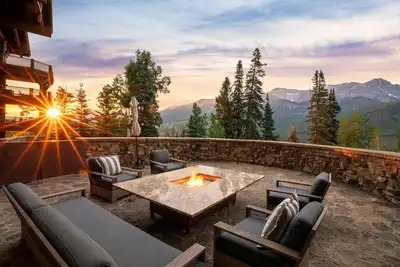 Image de Ski Forever | Telluride Modern Mtn Village Oasis by Cuvée