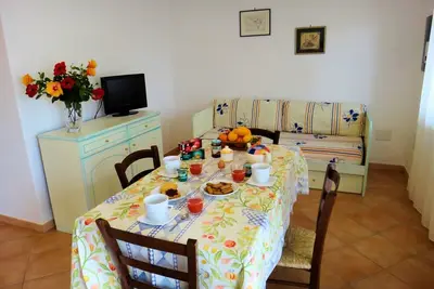 Image de Comfort apartment by the sea, with air conditioning, in a quiet location