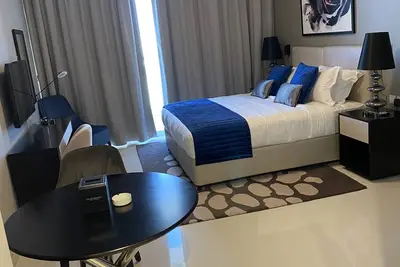 Image de Stylish studio apartment in a fancy golf community